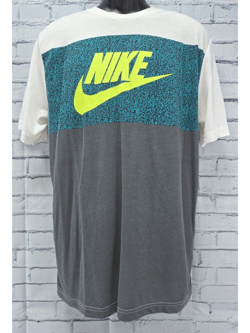 Nike Mens Graphic Logo T-Shirt Large White Gray Teal Yellow